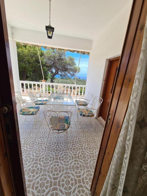 Το Κτήμα Της Ελιάς Του Τάκη Guest House Paralia Demonias Exterior foto